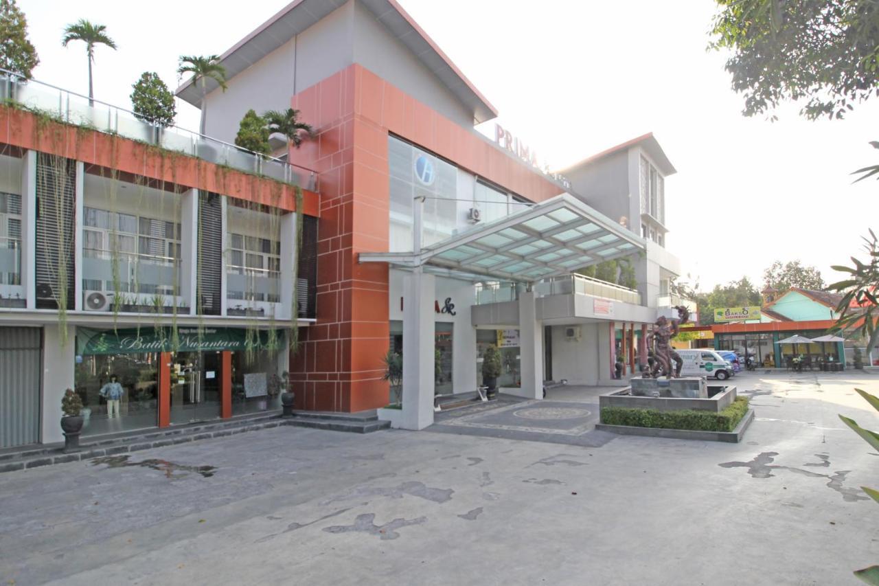 Reddoorz Premium Near Sleman City Hall Yogyakarta Kültér fotó