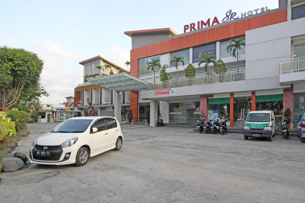 Reddoorz Premium Near Sleman City Hall Yogyakarta Kültér fotó
