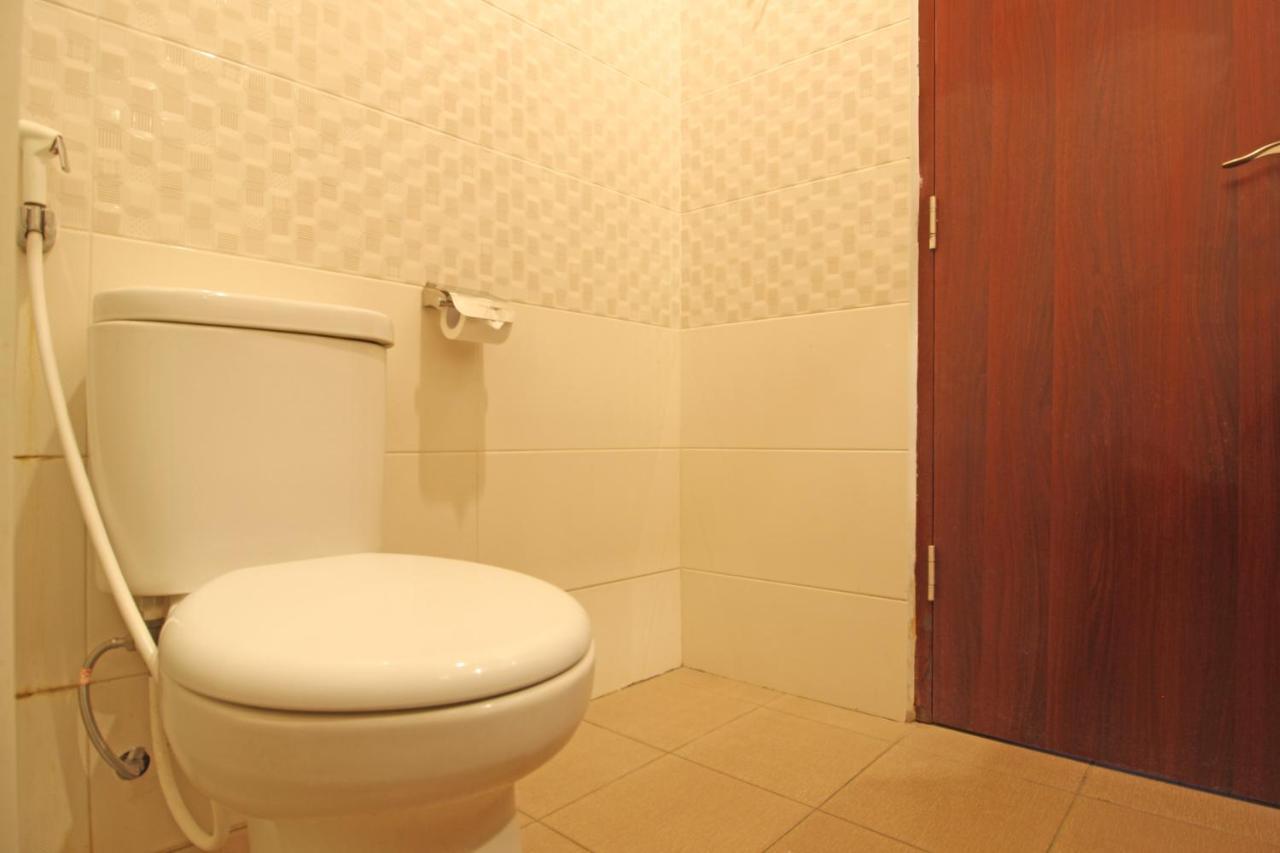 Reddoorz Premium Near Sleman City Hall Yogyakarta Kültér fotó