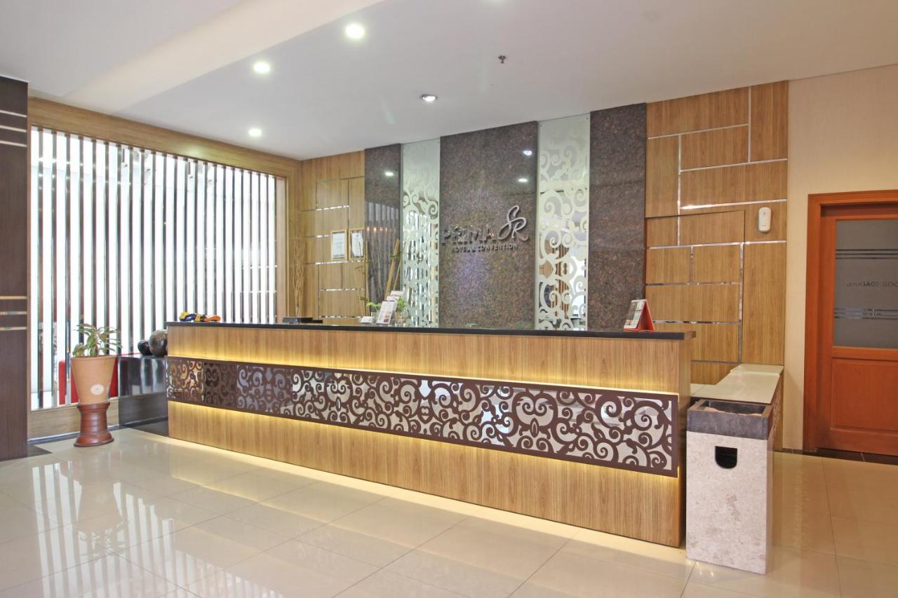 Reddoorz Premium Near Sleman City Hall Yogyakarta Kültér fotó