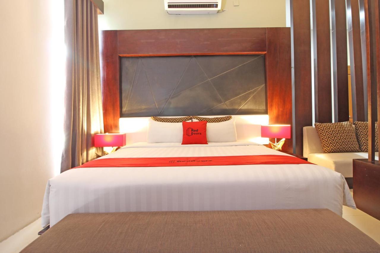 Reddoorz Premium Near Sleman City Hall Yogyakarta Kültér fotó