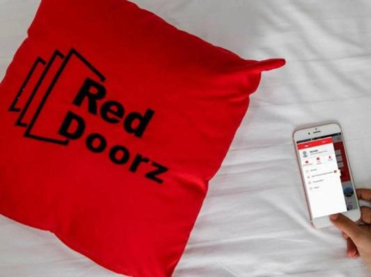 Reddoorz Premium Near Sleman City Hall Yogyakarta Kültér fotó